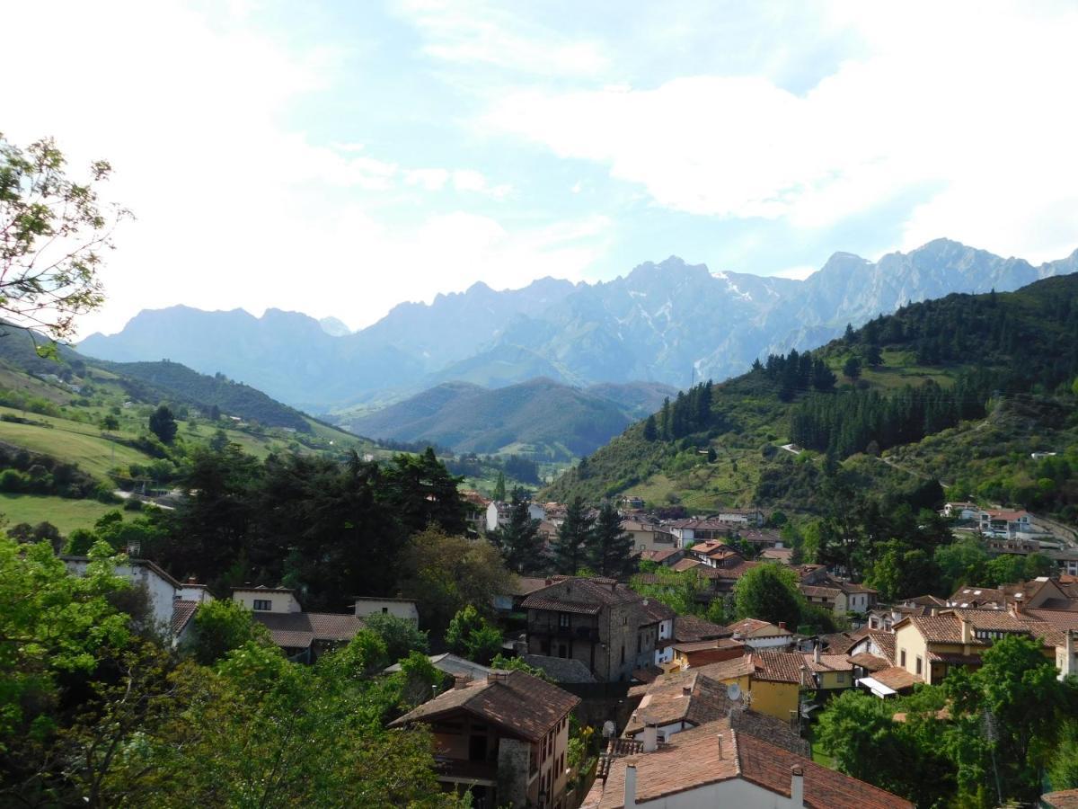 Appartamento Casa Del Horno Potes Esterno foto